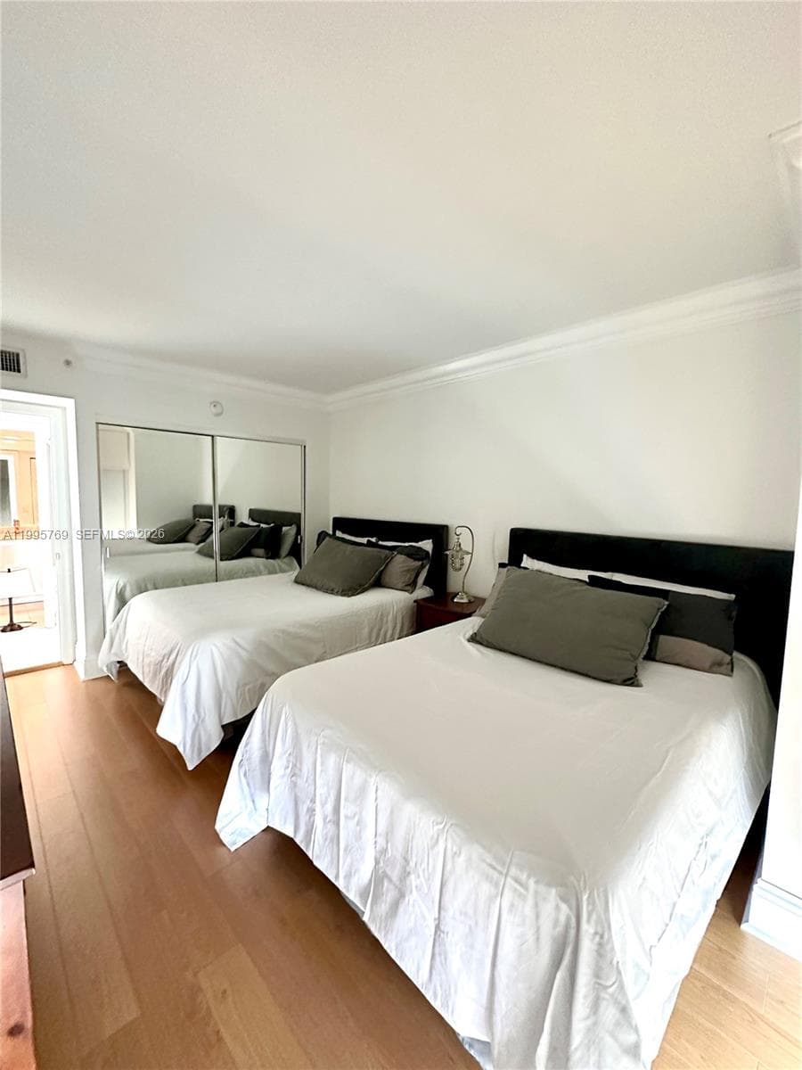 16500 Collins Ave # 1453, Sunny Isles Beach FL 33160 — 31