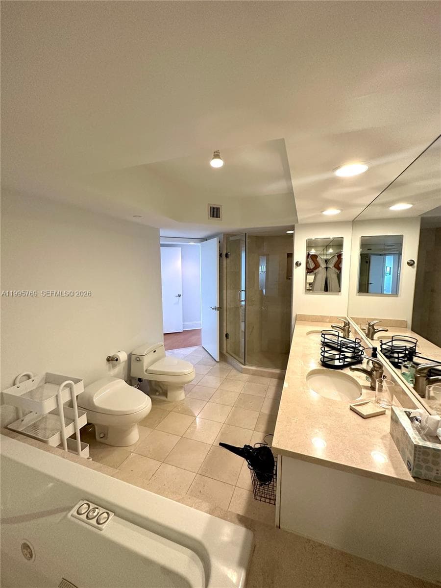 16500 Collins Ave # 1453, Sunny Isles Beach FL 33160 — 29