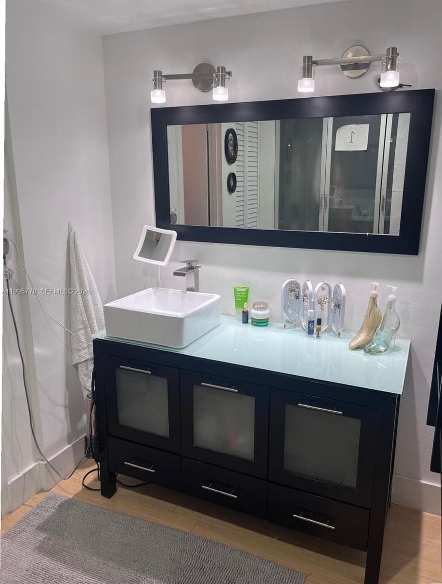 100 Bayview Dr # 725, Sunny Isles Beach FL 33160 — 18