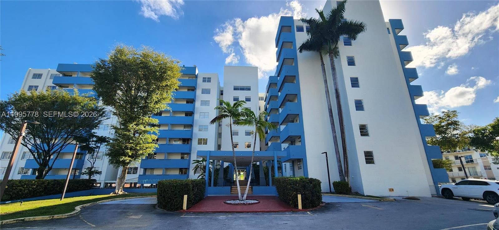 5050 NW 7th St # 210, Miami FL 33126 — 1