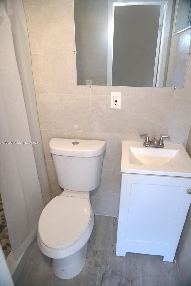 270 NW 35th St, Miami FL 33127 — 13