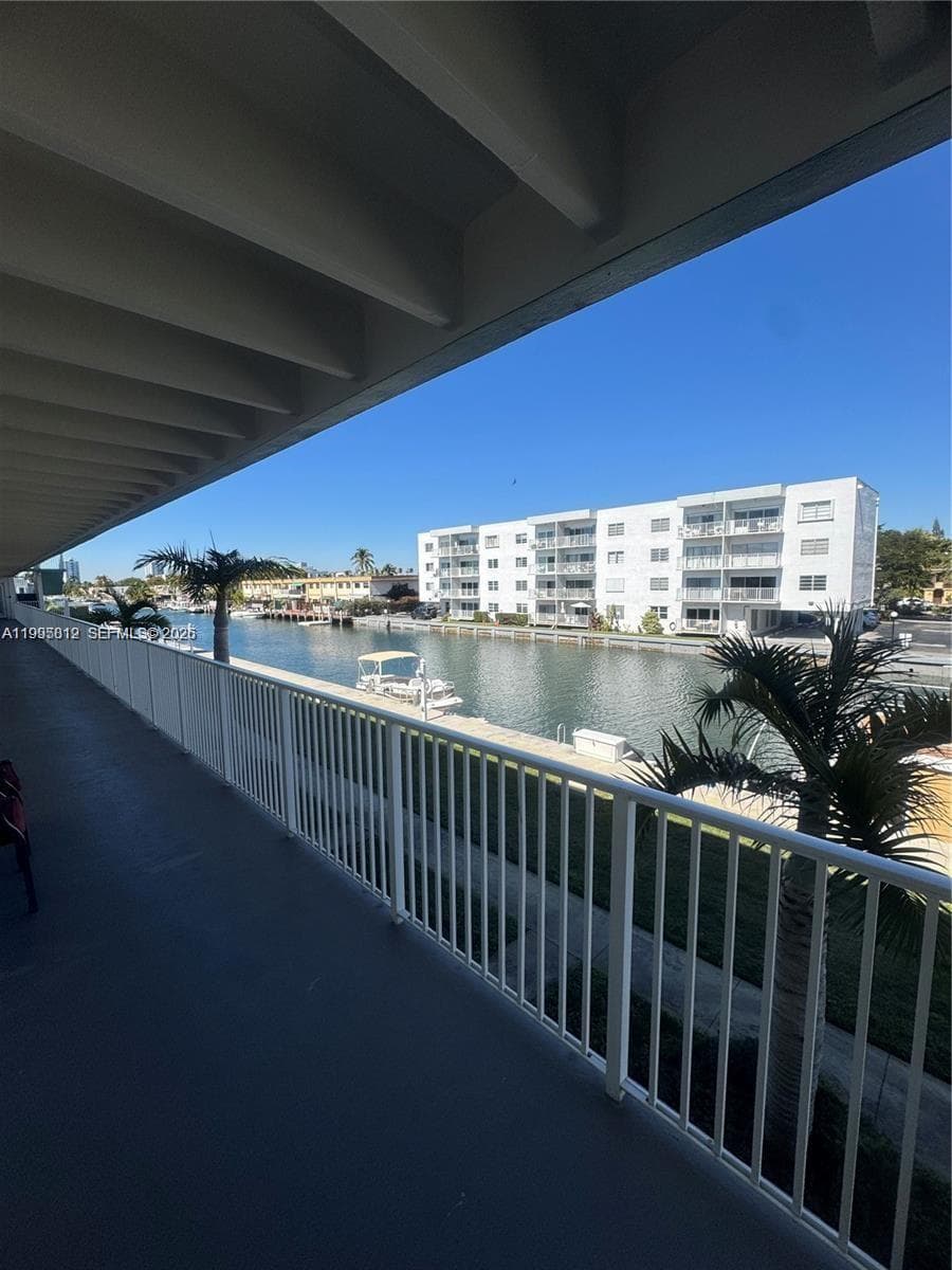 3923 NE 166th St # N208, North Miami Beach FL 33160 — 5