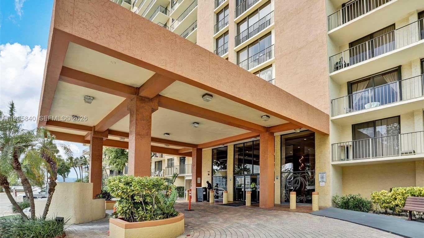290 174th St # 2211, Sunny Isles Beach FL 33160 — 26