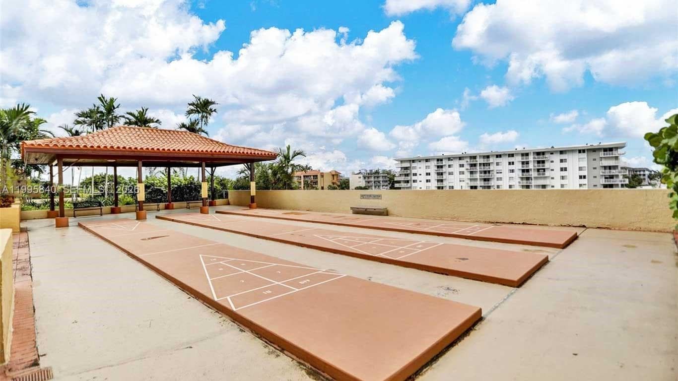 290 174th St # 2211, Sunny Isles Beach FL 33160 — 25