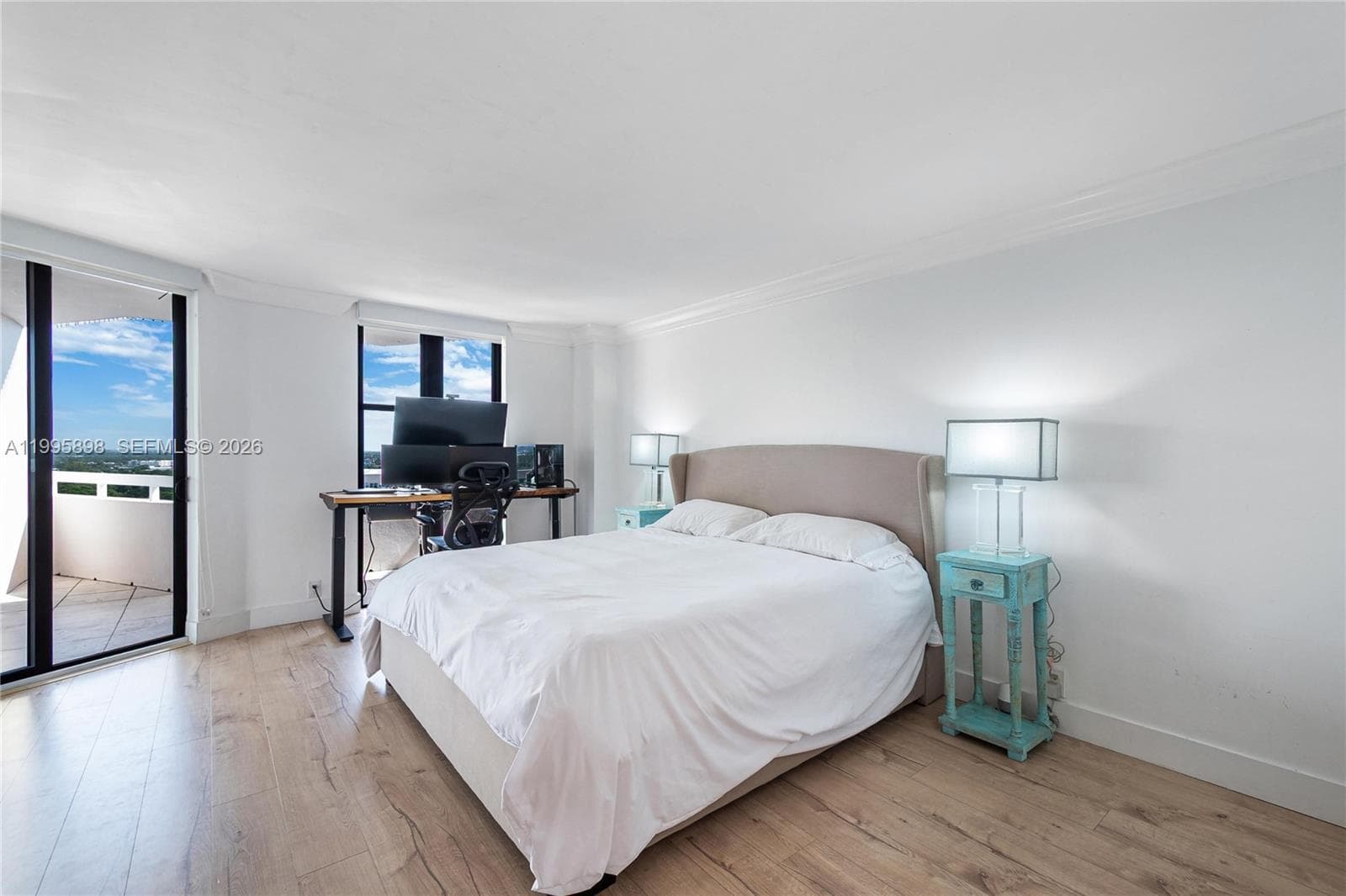 2000 Towerside Ter, Miami FL 33138 — 14