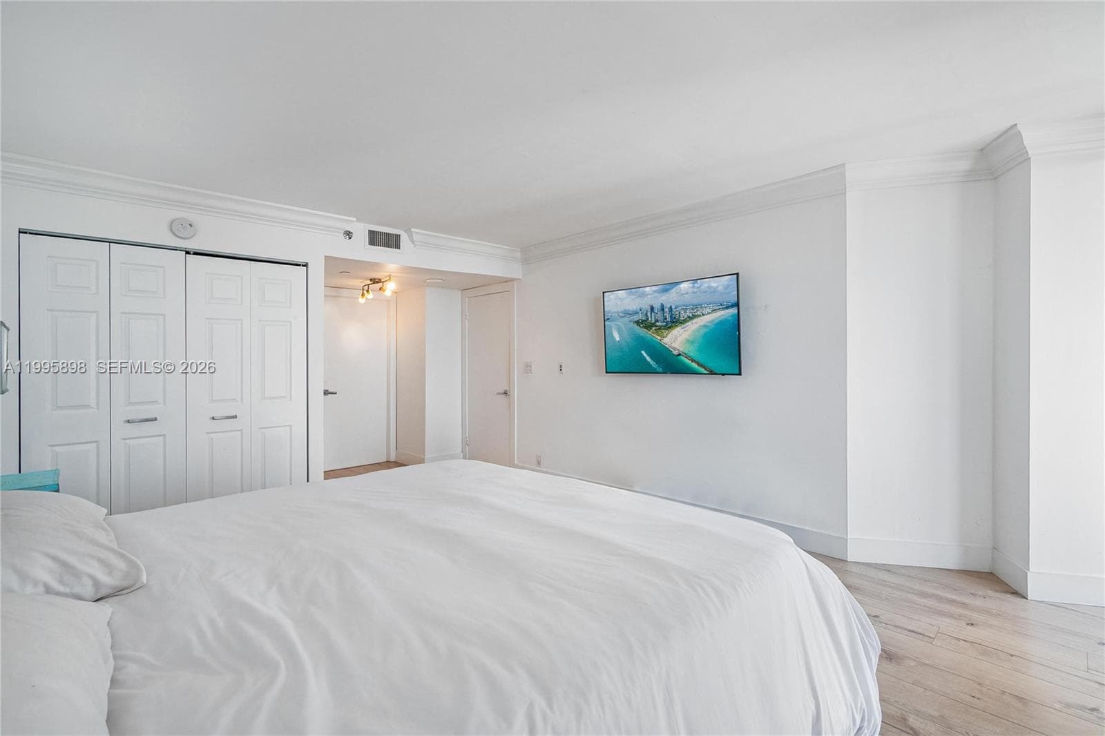 2000 Towerside Ter, Miami FL 33138 — 15