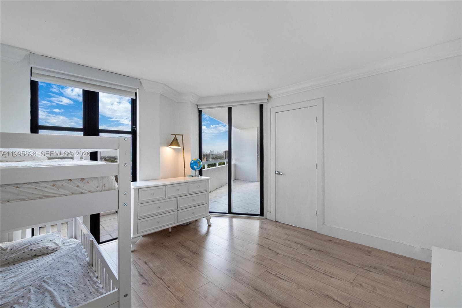 2000 Towerside Ter, Miami FL 33138 — 21