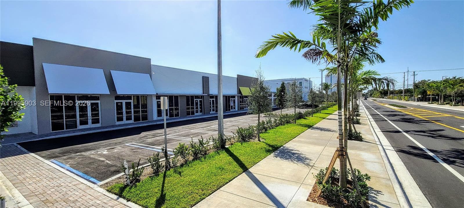 10890 NW 17 # 109, Sweetwater FL 33172 — 1