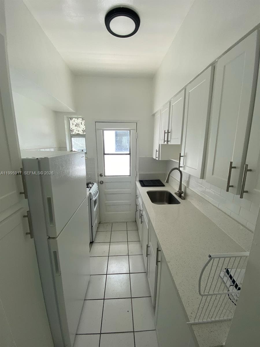 9056 Collins Ave # 23, Surfside FL 33154 — 6