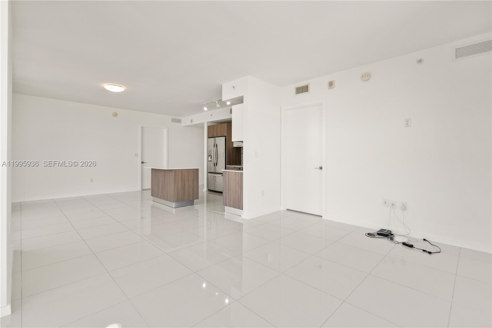 5300 NW 85th St # 1511, Doral FL 33166 — 15