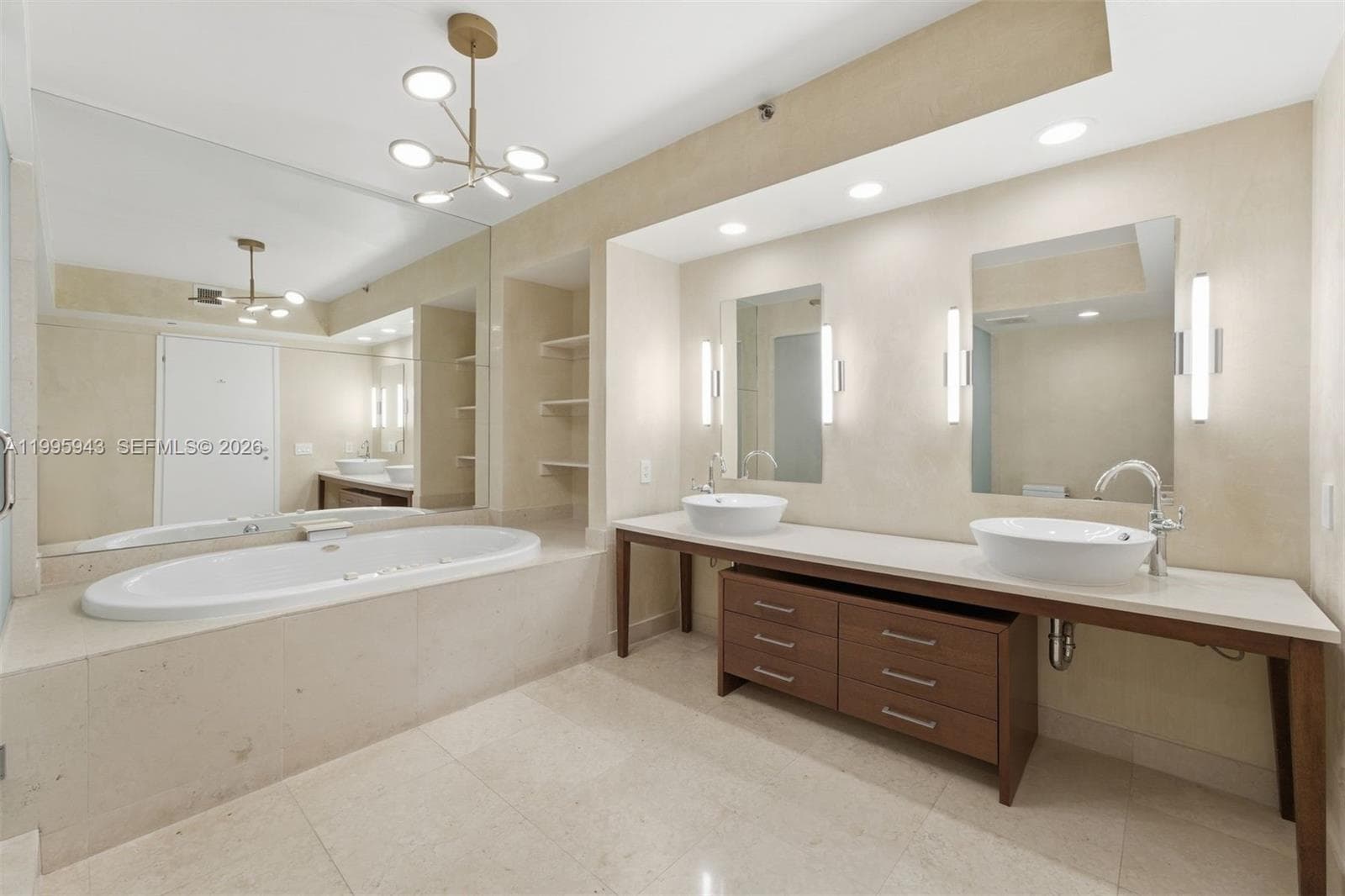 450 Alton Rd # 910, Miami Beach FL 33139 — 13