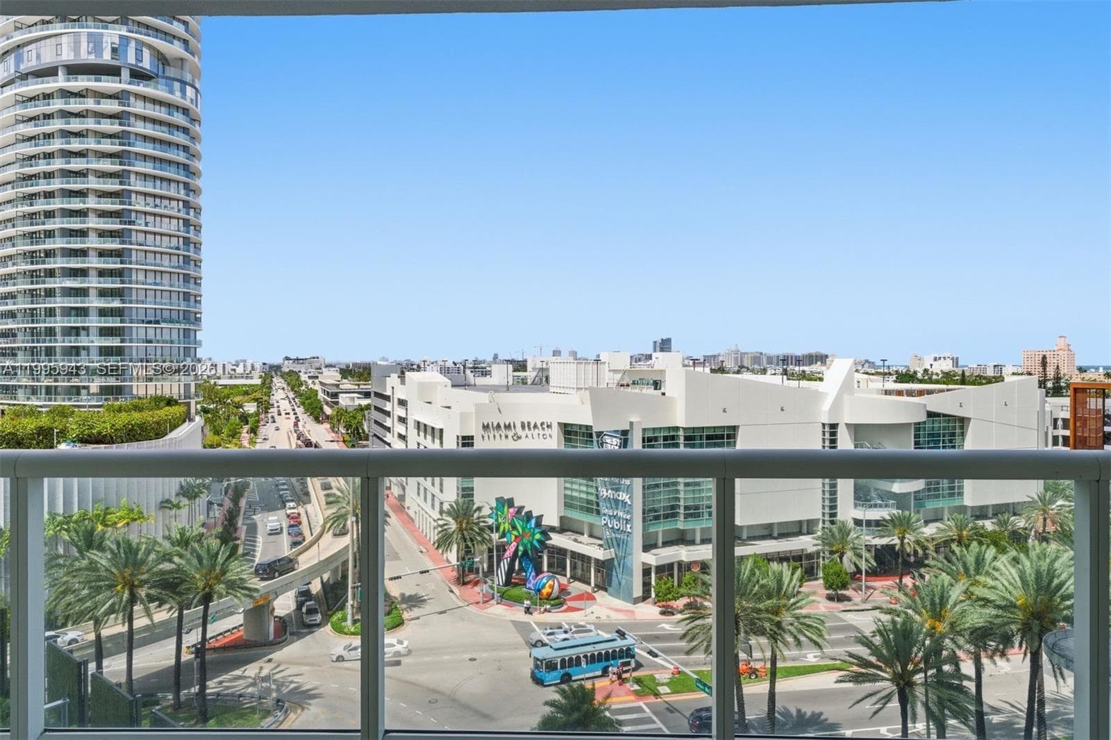 450 Alton Rd # 910, Miami Beach FL 33139 — 33