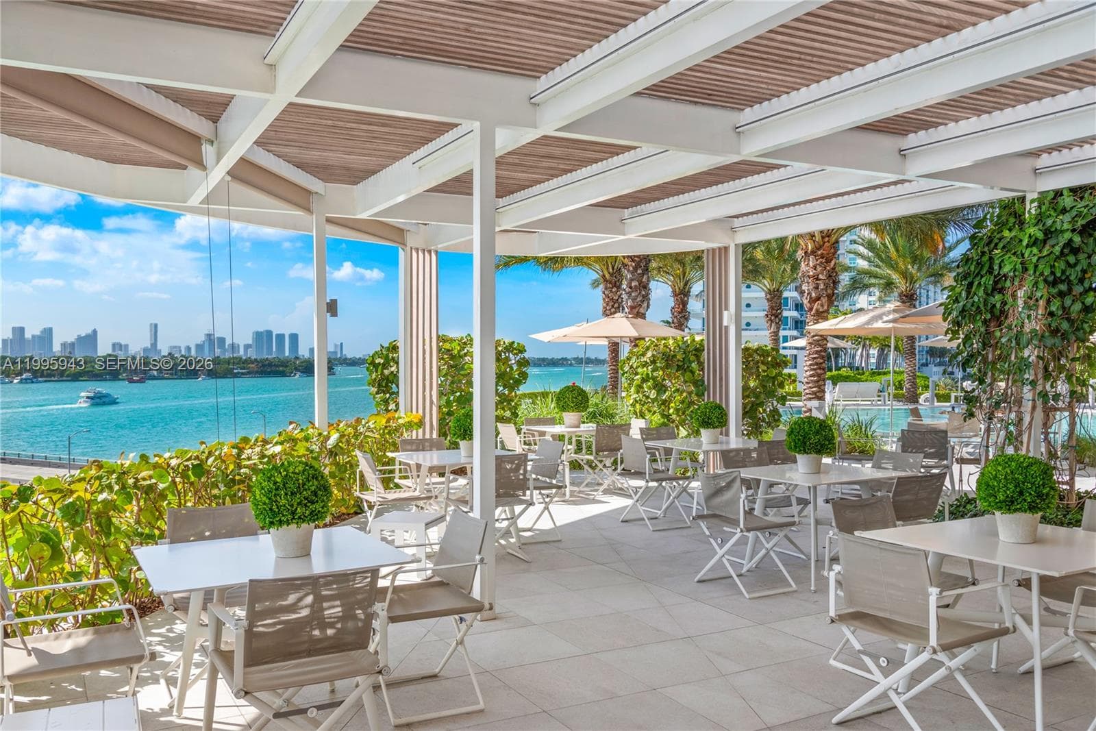 450 Alton Rd # 910, Miami Beach FL 33139 — 51