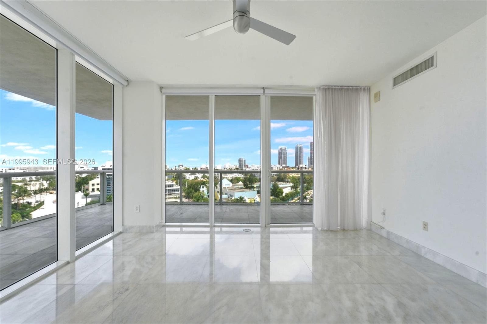 450 Alton Rd # 910, Miami Beach FL 33139 — 11
