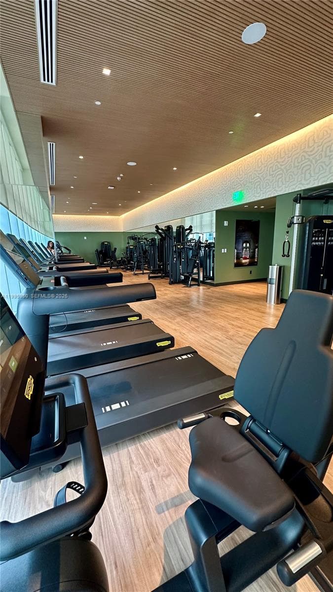 77 SE 5th Street # 2908, Miami FL 33131 — 33