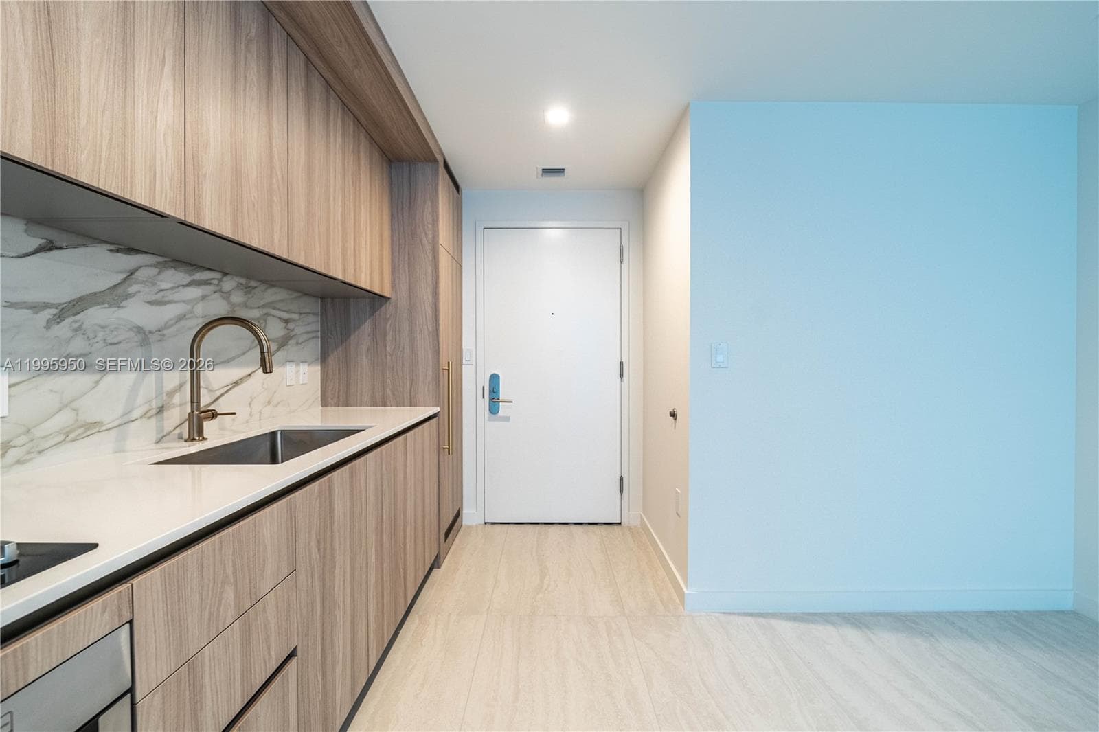 77 SE 5th Street # 2908, Miami FL 33131 — 48