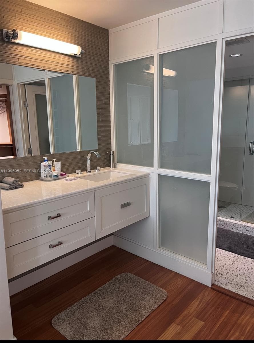881 Ocean Dr # 18B, Key Biscayne FL 33149 — 12