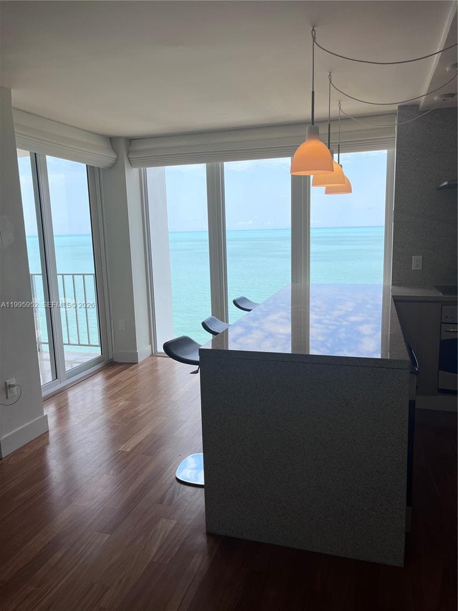 881 Ocean Dr # 18B, Key Biscayne FL 33149 — 5