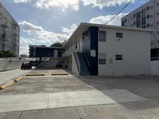 1607 NW 16th Ave # 1, Miami FL 33125 — 23