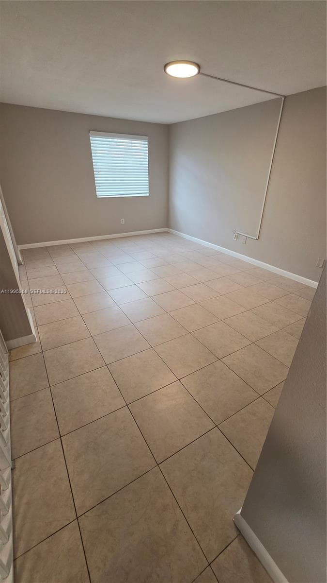 La Hacienda Country Club, Hialeah, FL — 6