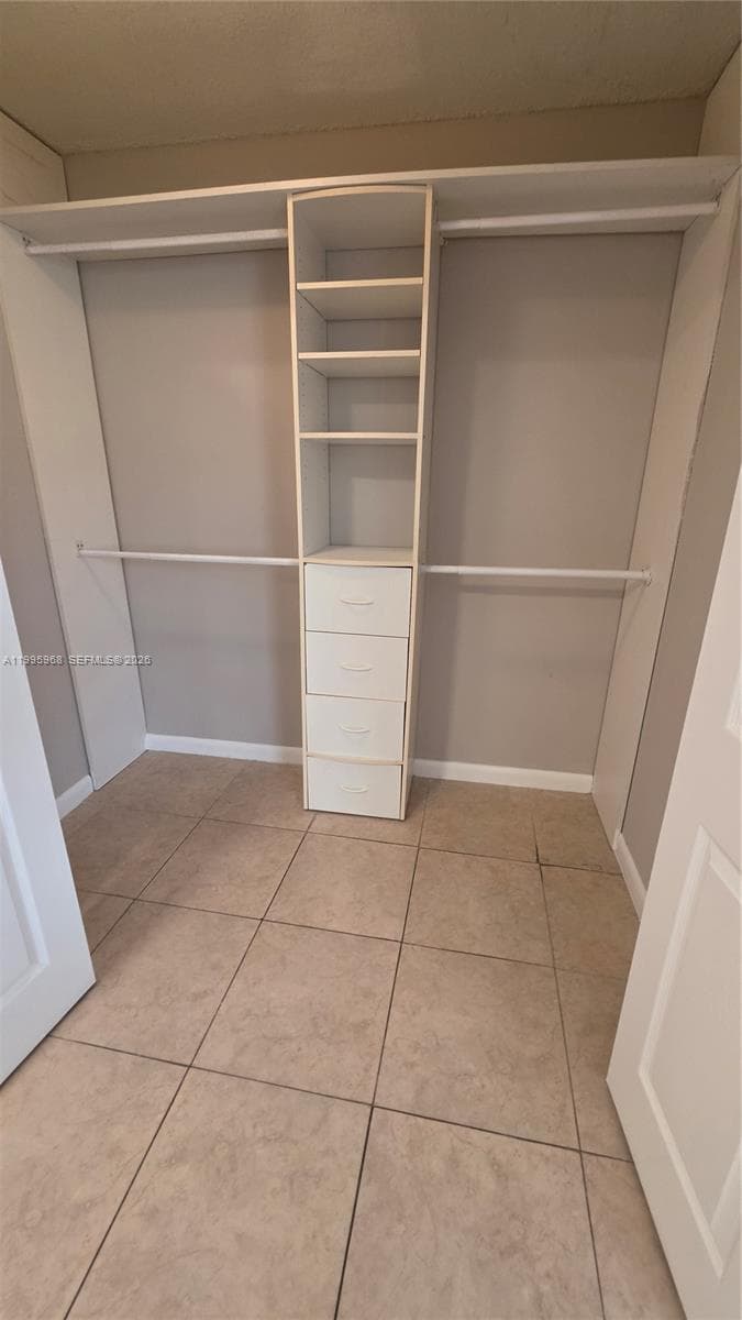 La Hacienda Country Club, Hialeah, FL — 9