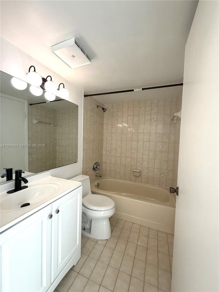11750 SW 18th St # 1, Miami FL 33175 — 16