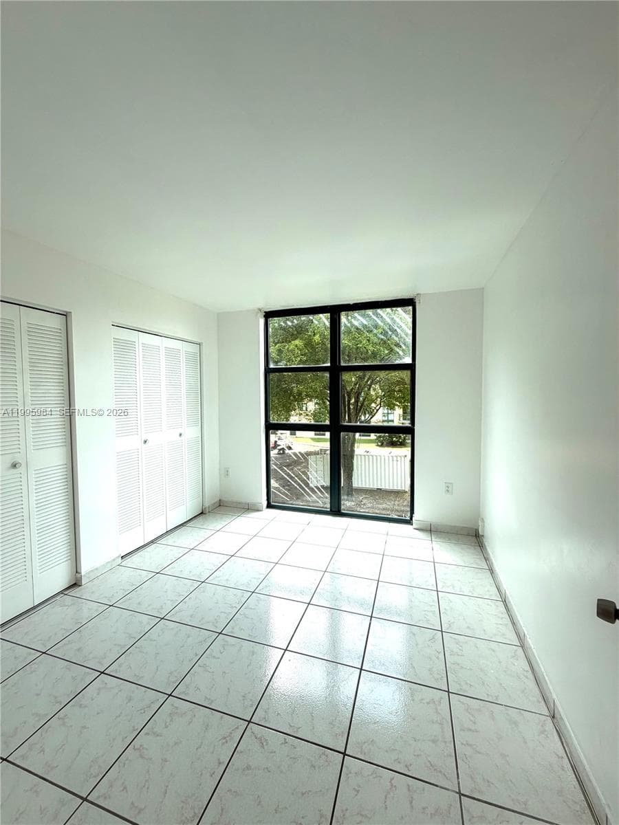 11750 SW 18th St # 1, Miami FL 33175 — 15