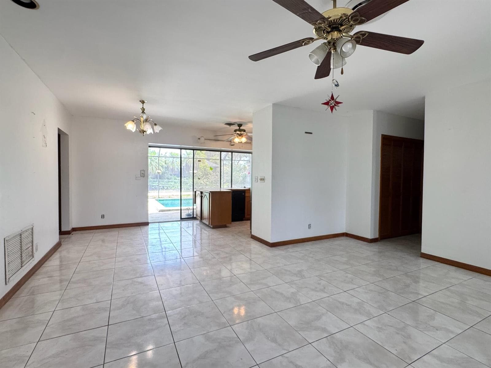 21045 Condado Road, Cutler Bay FL 33189 — 2