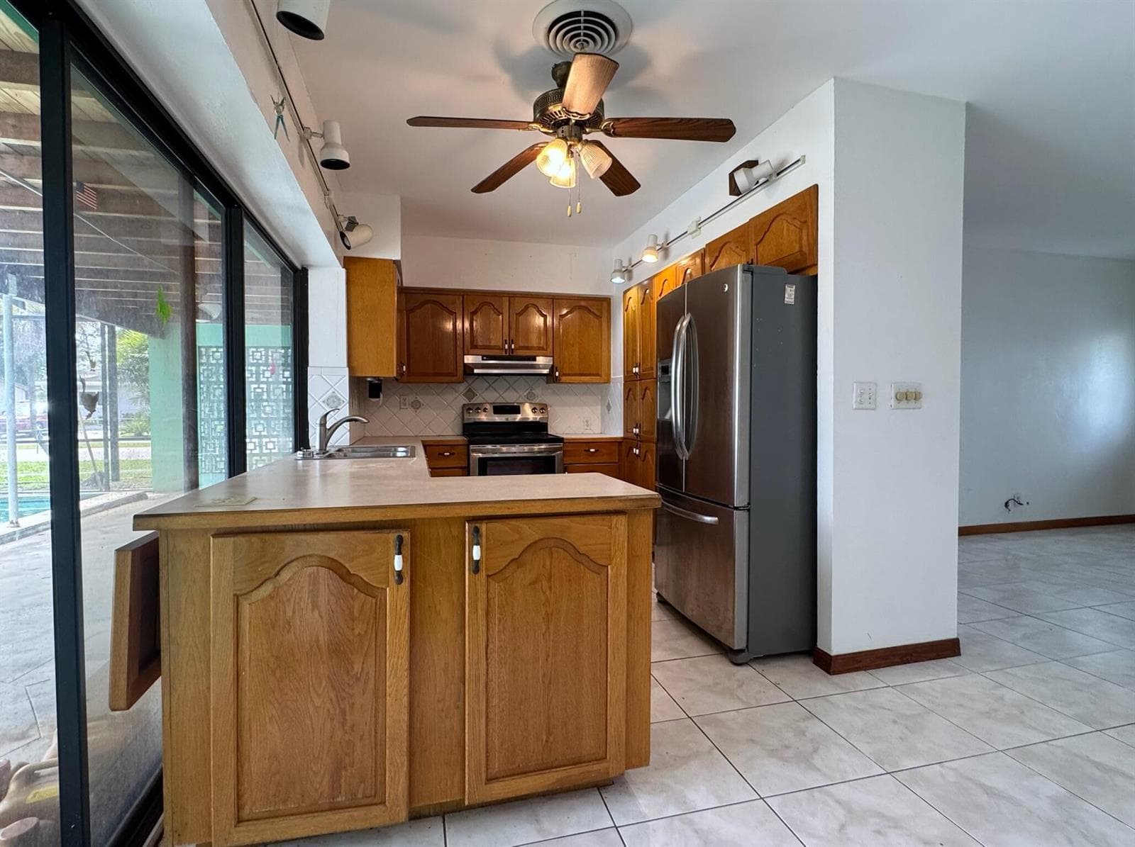 21045 Condado Road, Cutler Bay FL 33189 — 4