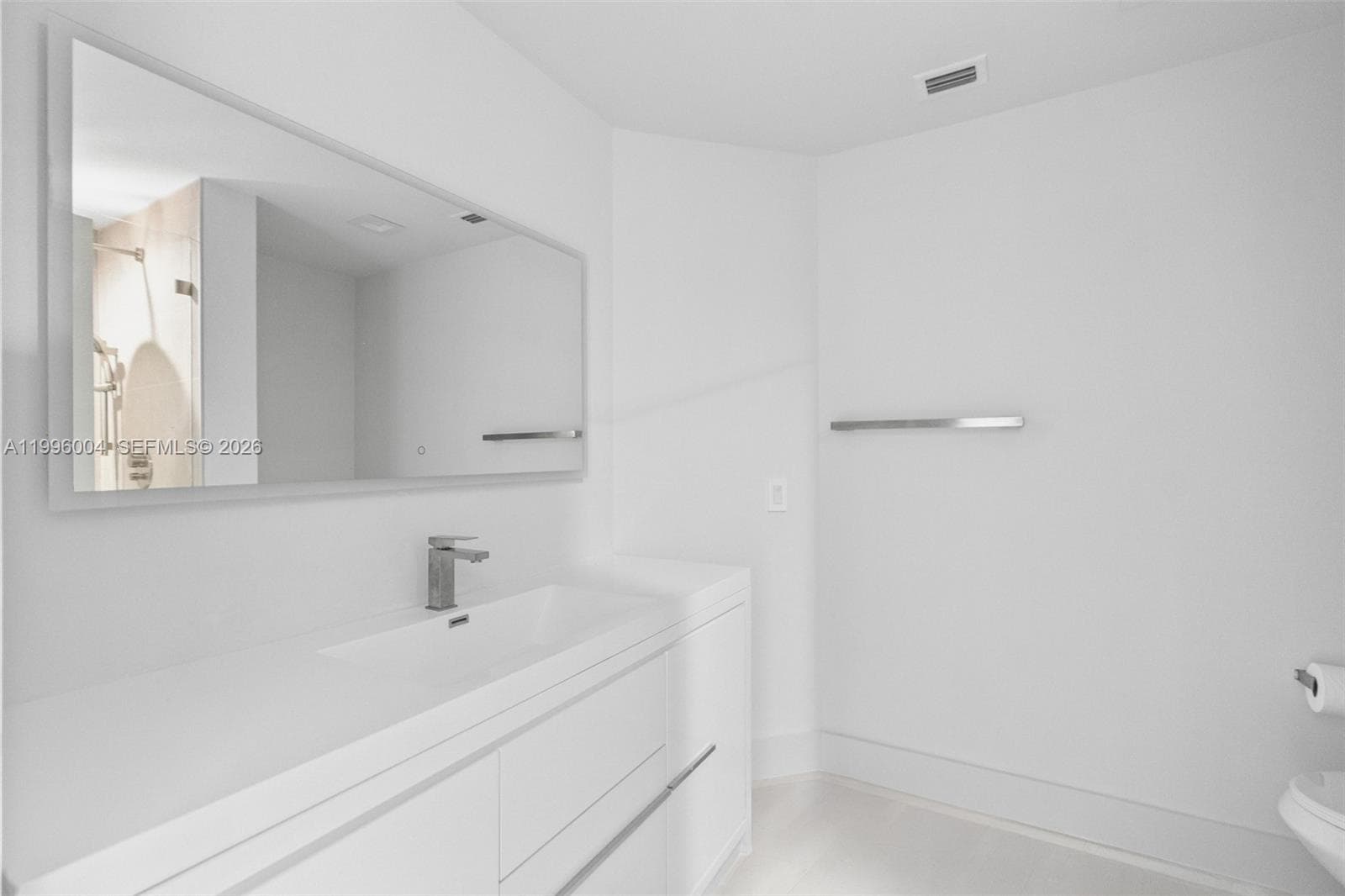 21150 Point Pl # 701, Aventura FL 33180 — 32