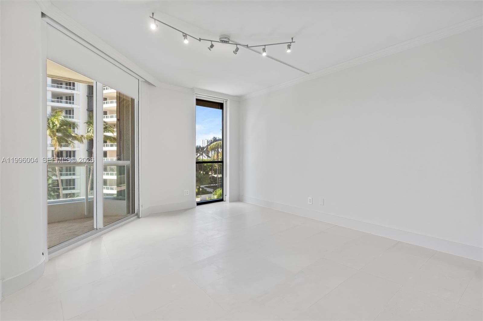 21150 Point Pl # 701, Aventura FL 33180 — 20