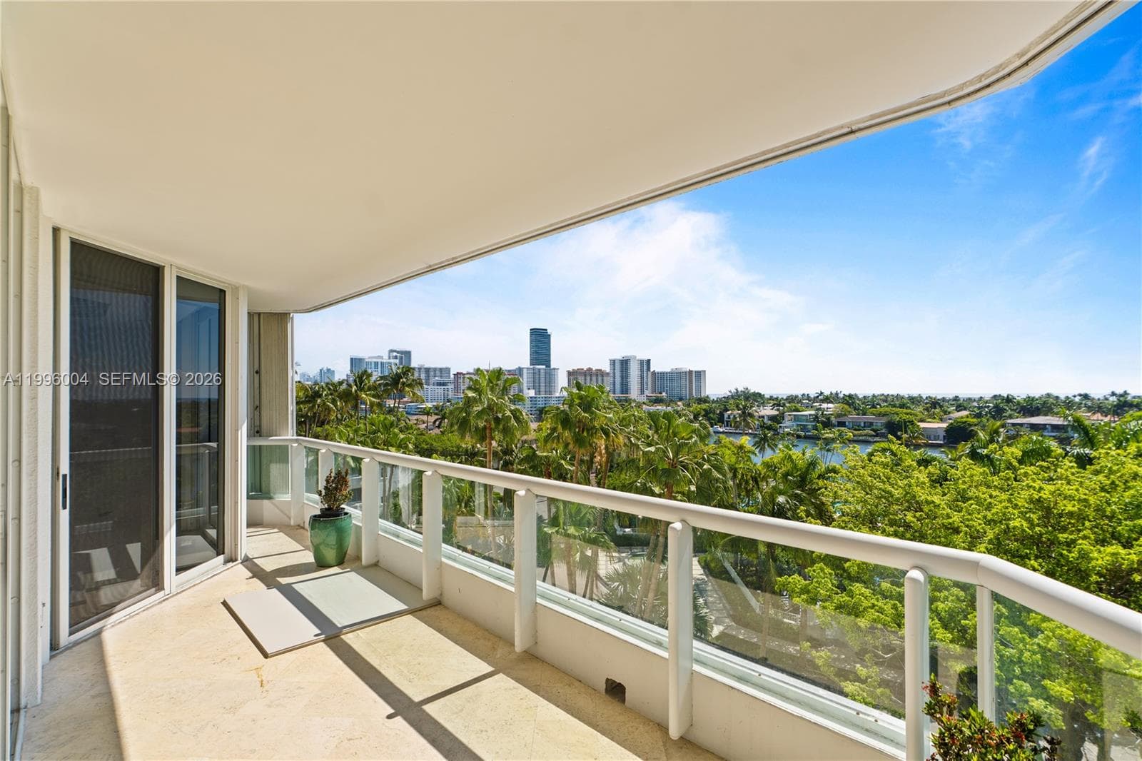 21150 Point Pl # 701, Aventura FL 33180 — 41
