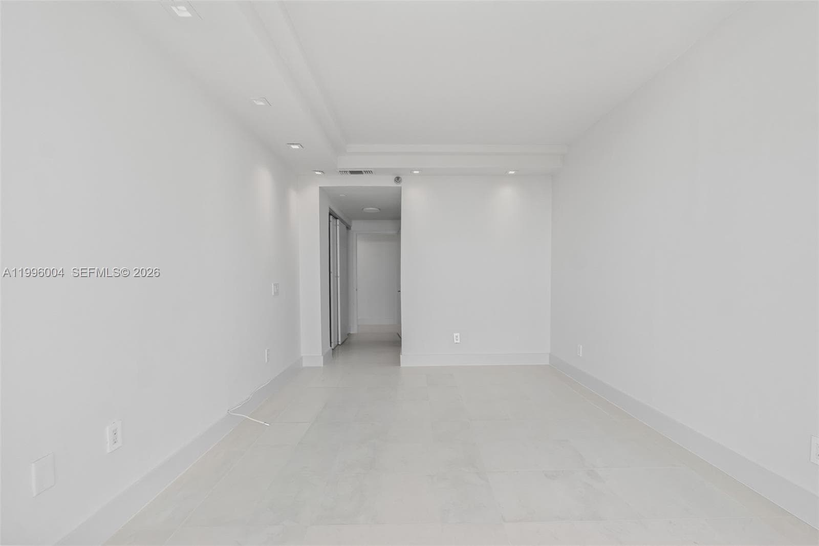 21150 Point Pl # 701, Aventura FL 33180 — 25