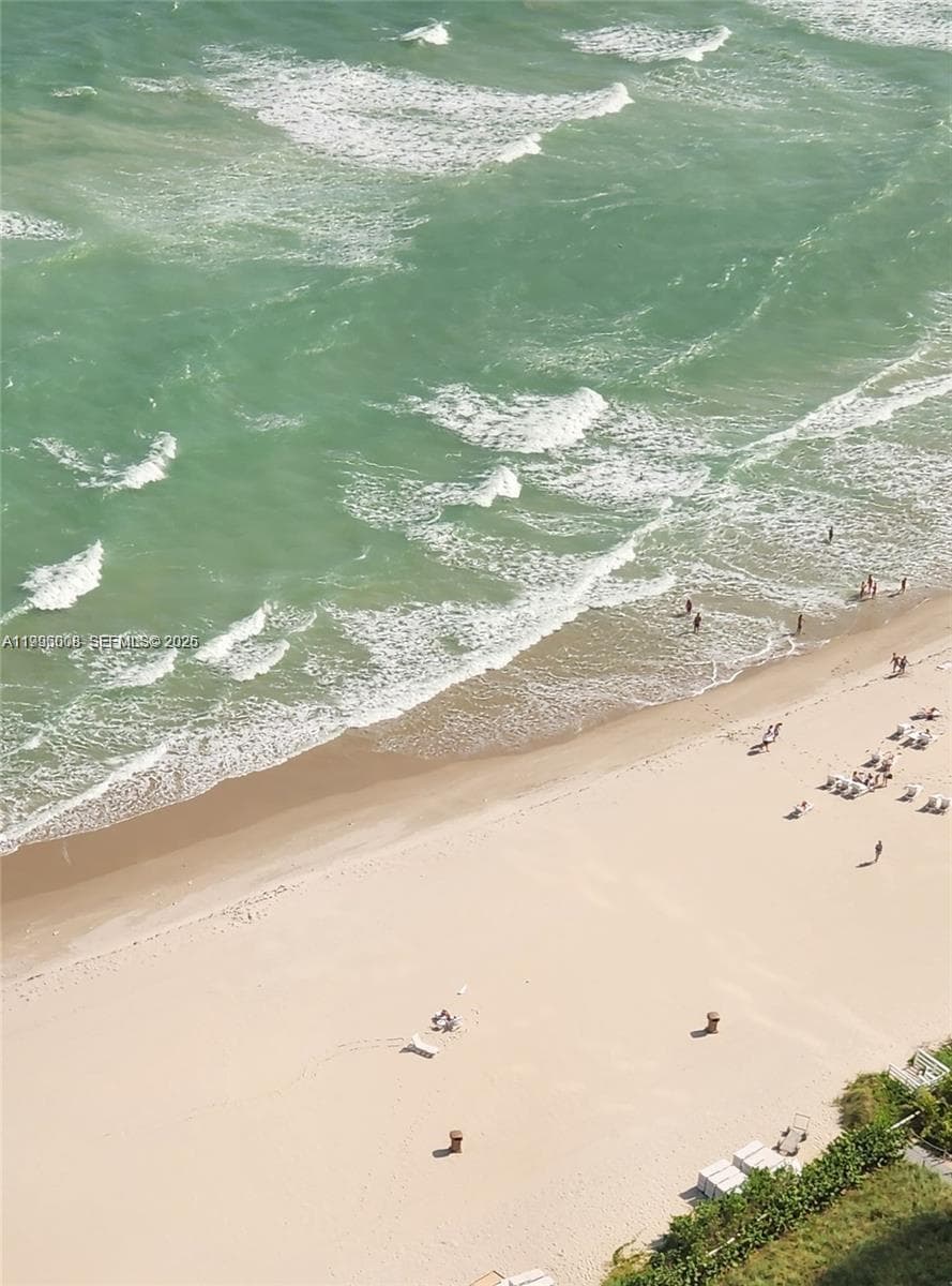 18201 Collins Ave # 4305, Sunny Isles Beach FL 33160 — 21