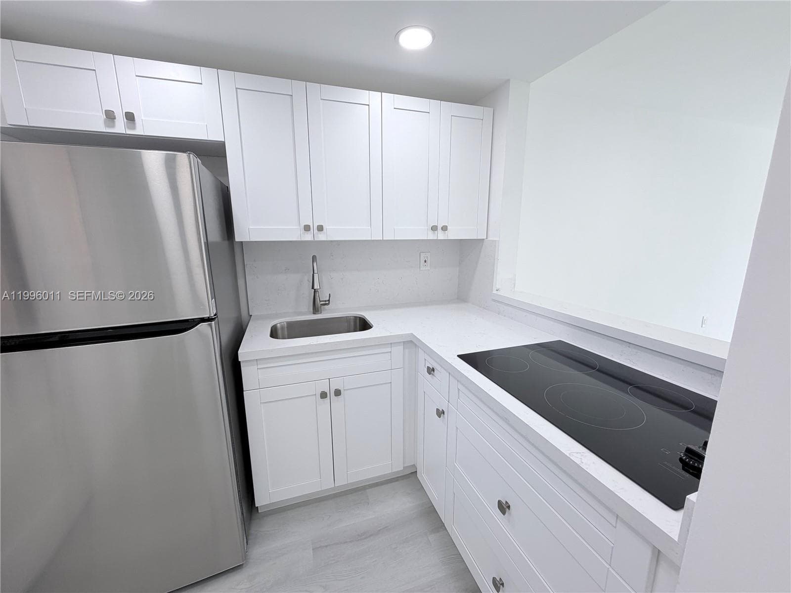 2980 Point East Dr # D112, Aventura FL 33160 — 2