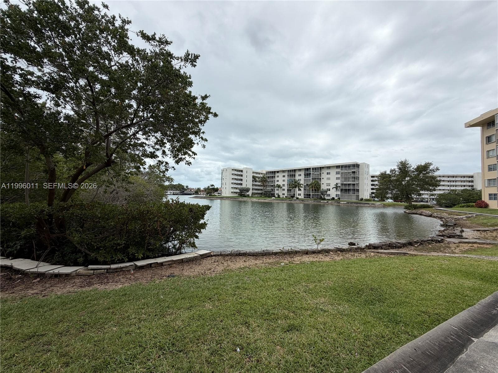 2980 Point East Dr # D112, Aventura FL 33160 — 19