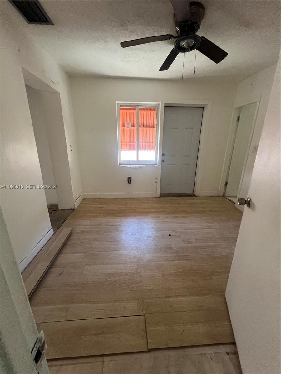 341 Aladdin St, Opa-Locka FL 33054 — 6