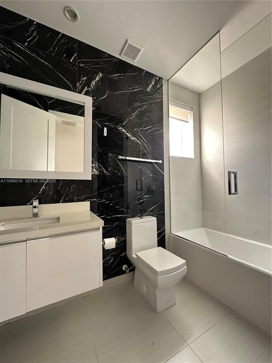 10361 NW 64th Ter, Doral FL 33178 — 8