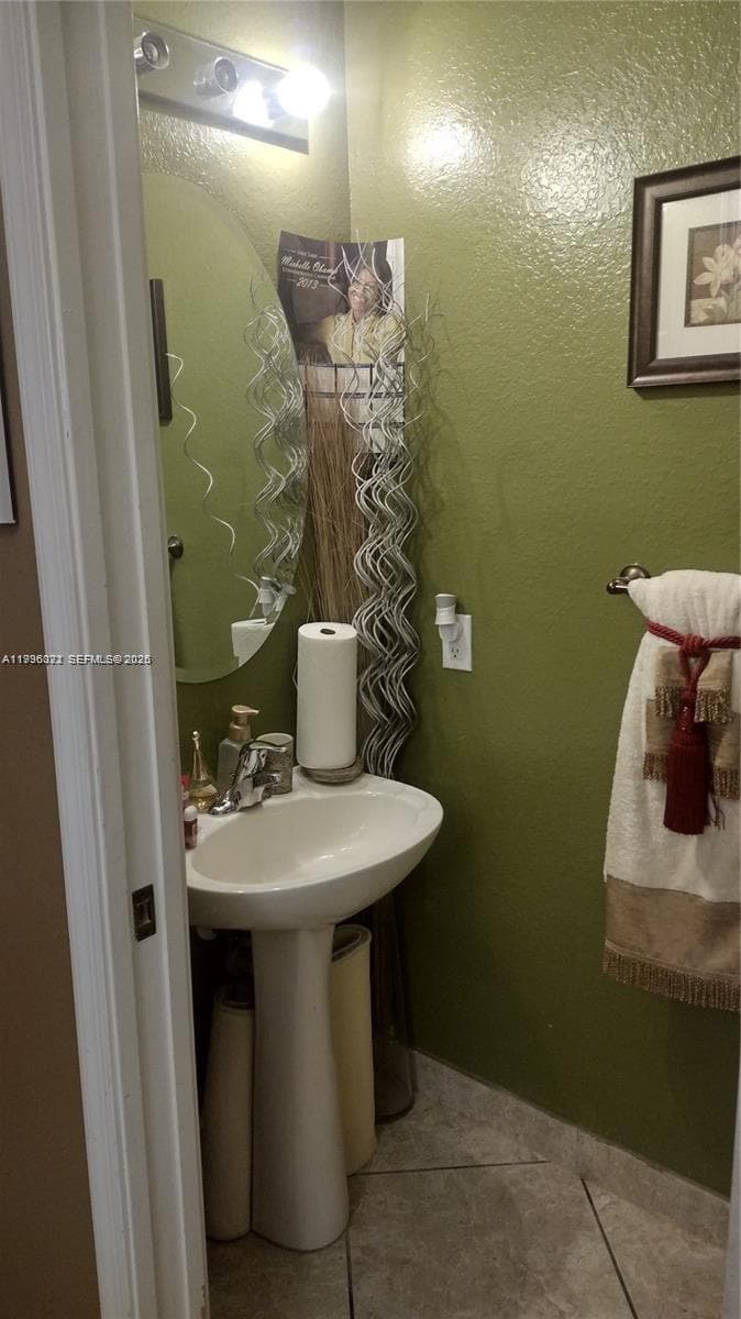 Majorca Isles I Condo, Miami Gardens, FL — 3