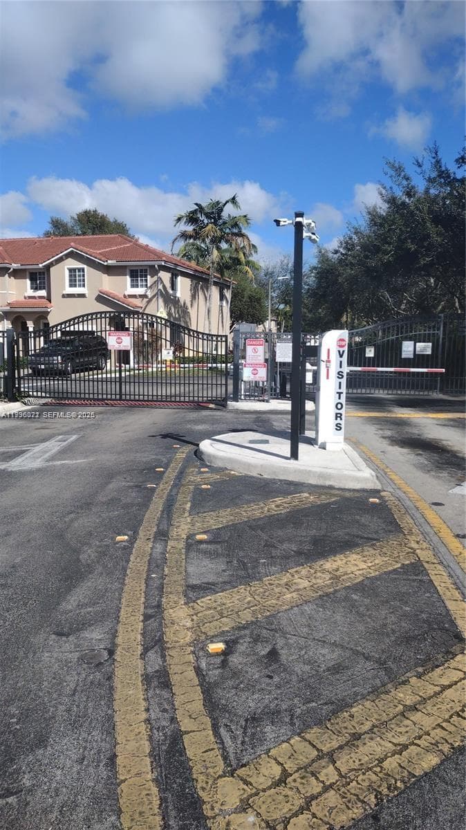 Majorca Isles I Condo, Miami Gardens, FL — 1