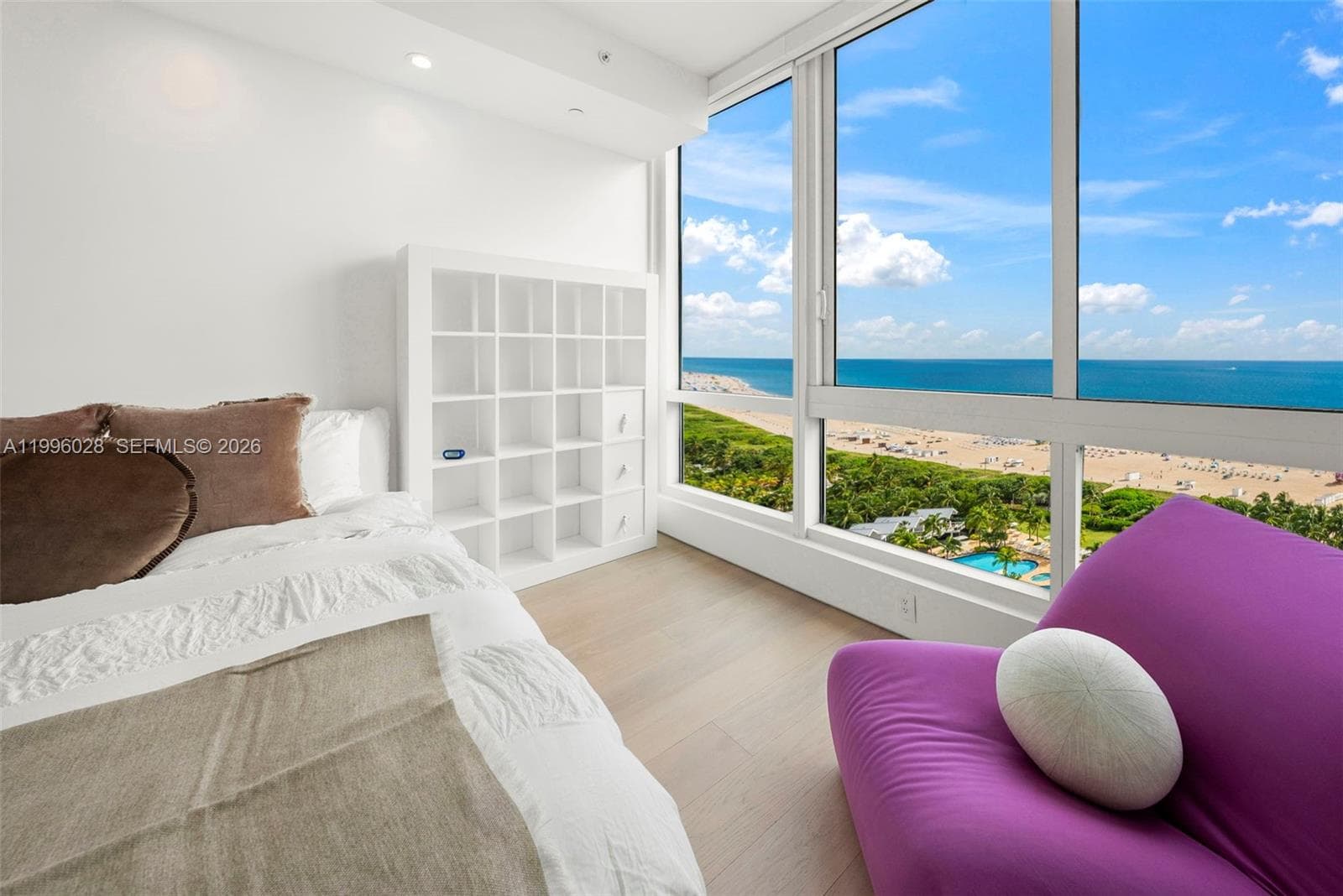 100 S Pointe Dr, Miami Beach FL 33139 — 46