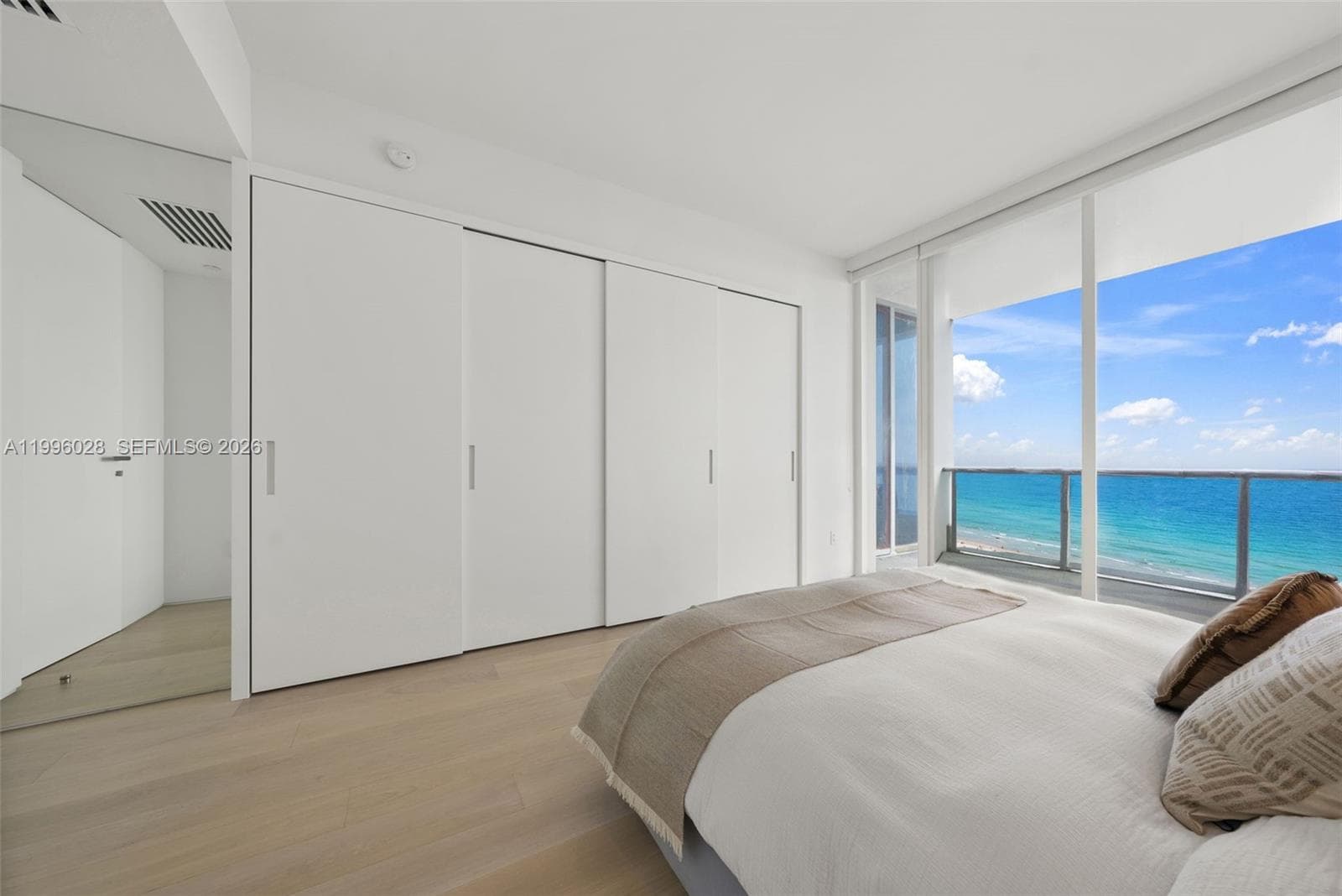 100 S Pointe Dr, Miami Beach FL 33139 — 37