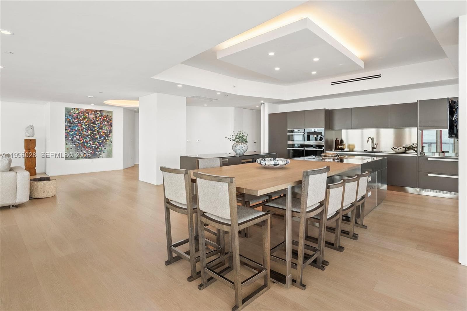 100 S Pointe Dr, Miami Beach FL 33139 — 19