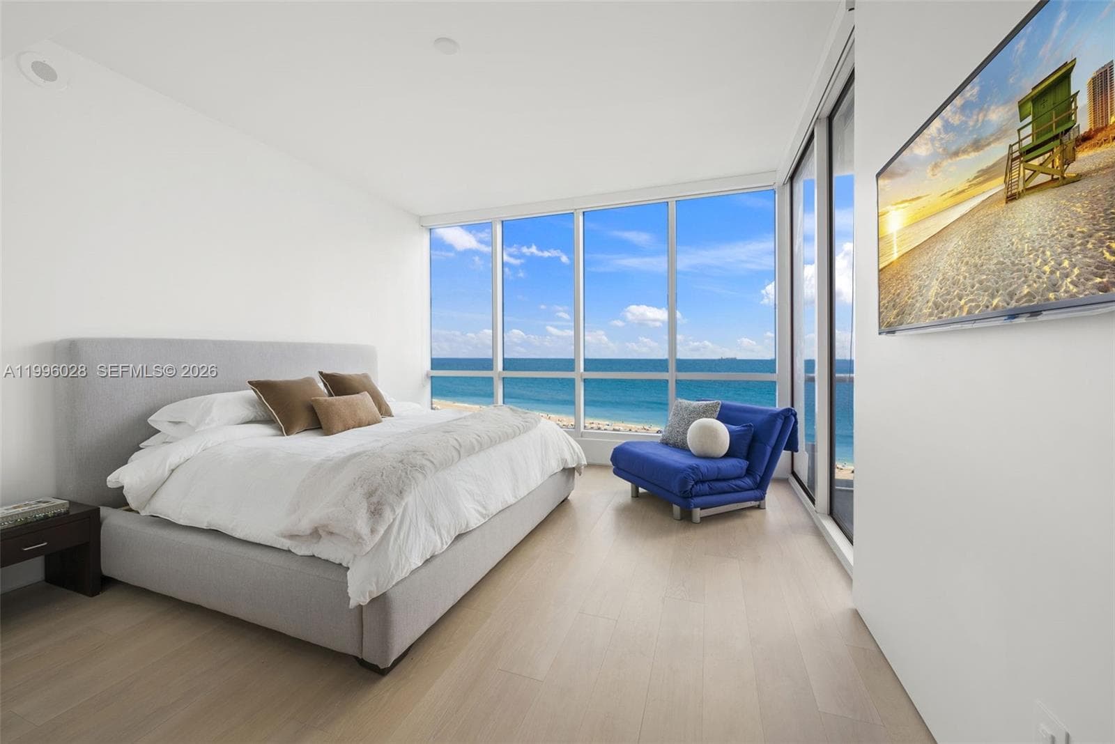 100 S Pointe Dr, Miami Beach FL 33139 — 40