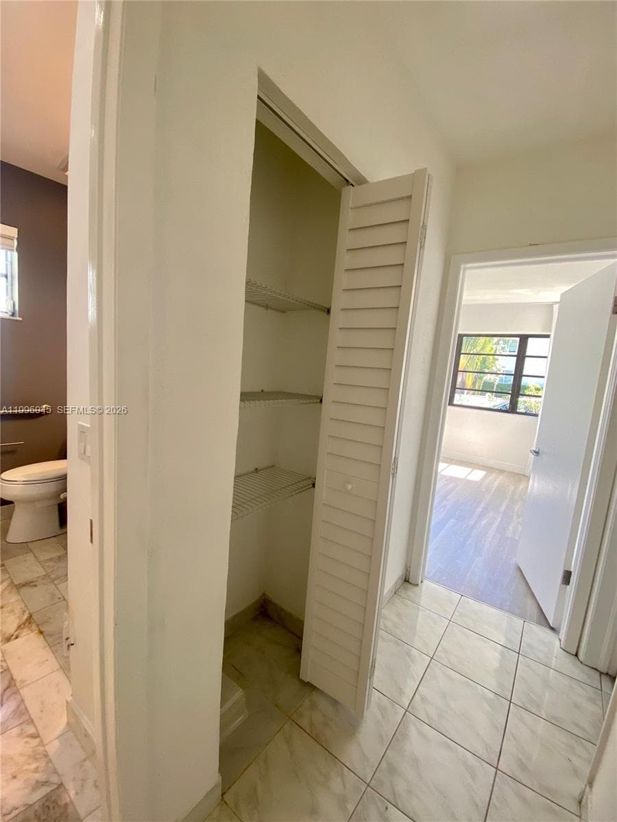 1101 Bay Dr, Miami Beach FL 33141 — 53