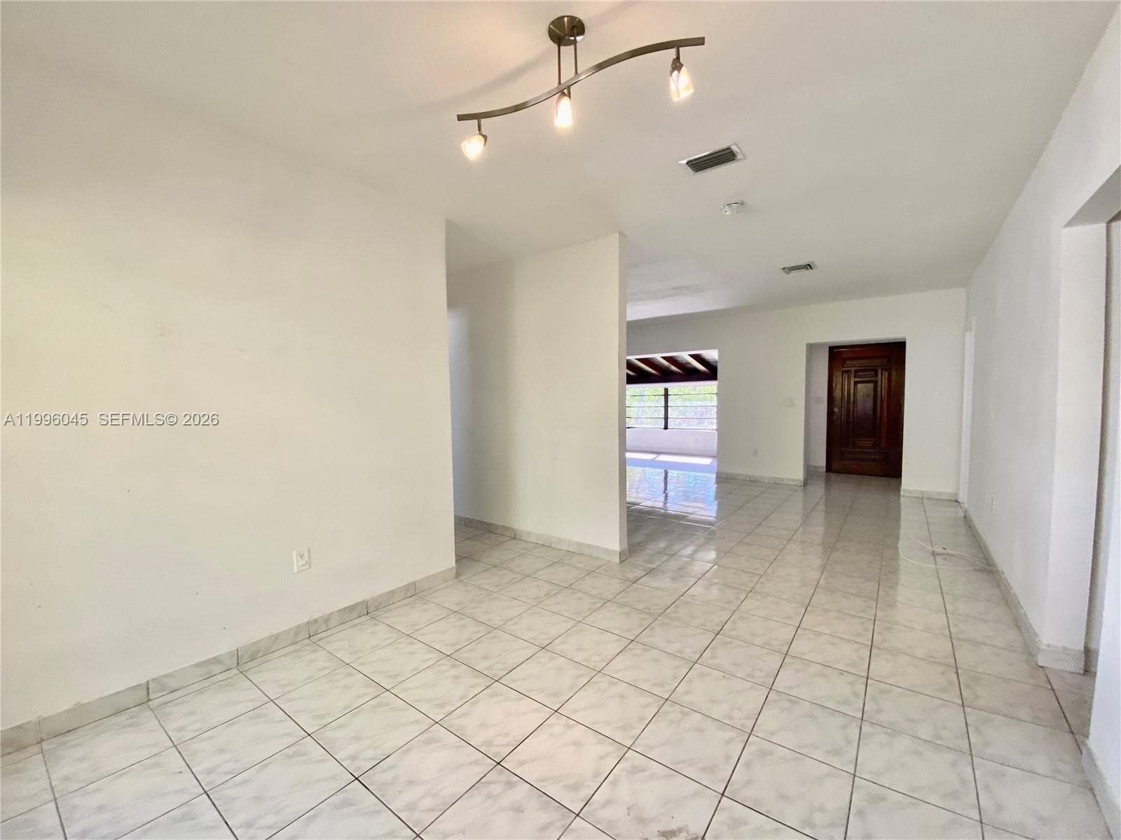 1101 Bay Dr, Miami Beach FL 33141 — 33