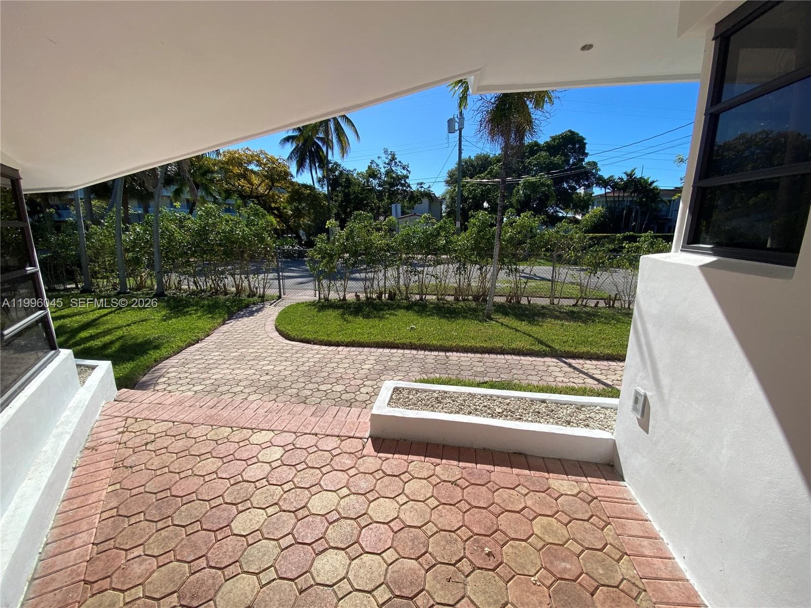 1101 Bay Dr, Miami Beach FL 33141 — 18