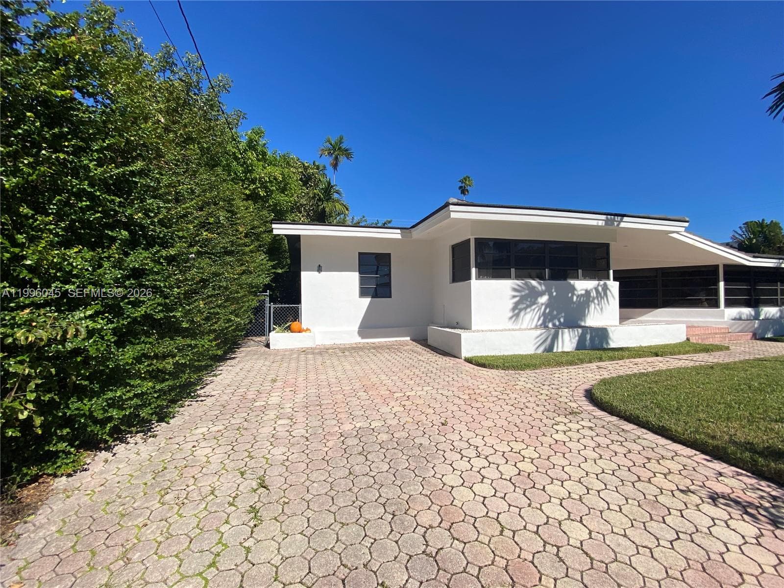 1101 Bay Dr, Miami Beach FL 33141 — 4