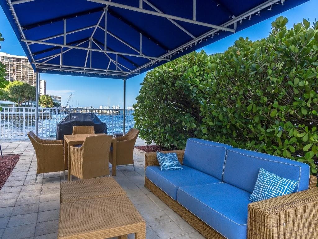 2101 Brickell Ave # 502, Miami FL 33129 — 13