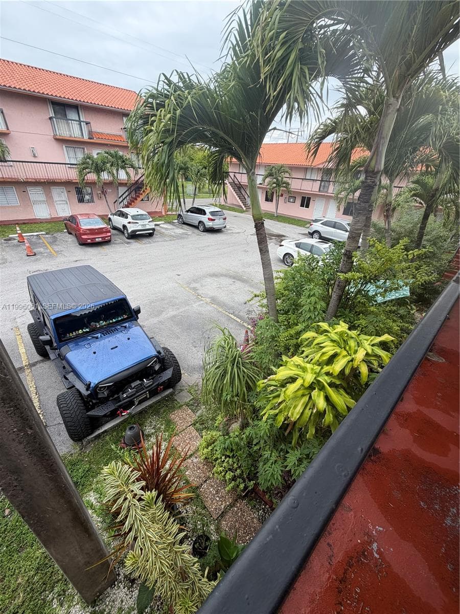 2170 W 60th St # 16205, Hialeah FL 33016 — 10